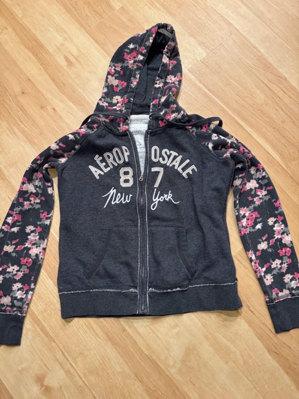 Aeropostale Y2K Zip Up Hoodie Gray Pink Women's Size Medium